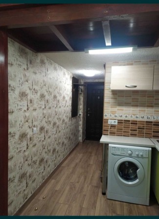 Сдам. Квартира- студия  по ул. 10 Апреля. - фото 1