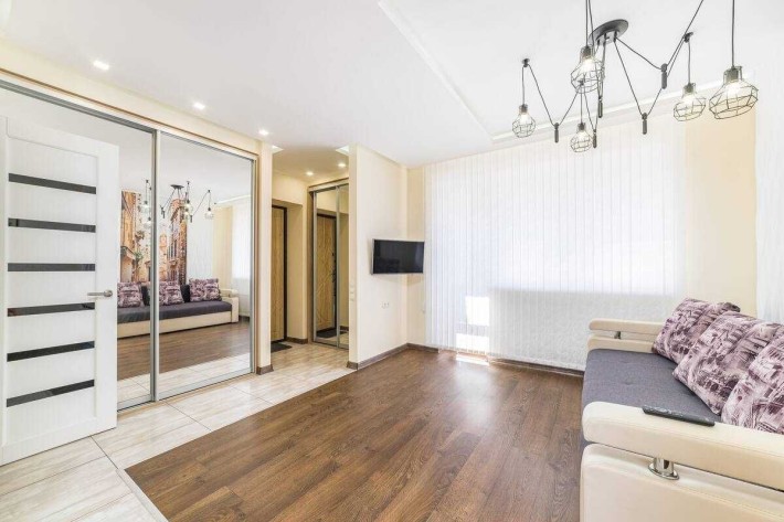 Сдам 1 к. квартиру‼️ Люстдорфская дорога‼️ Можно с животным. - фото 1