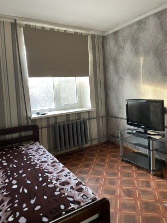 Сдам 2 комнатную квартиру 2/9 на Таирово  ул. Левитана - фото 1