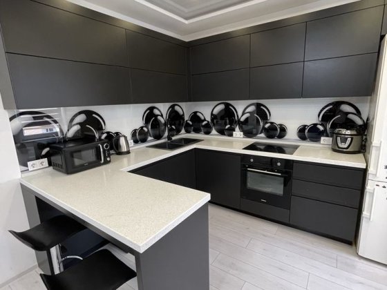 Сдам классную квартиру студию Таирова Небесной Сотни Одеса