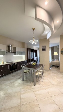 Сдам просторную квартиру в ЖК Марсель , 3 спальни - фото 1