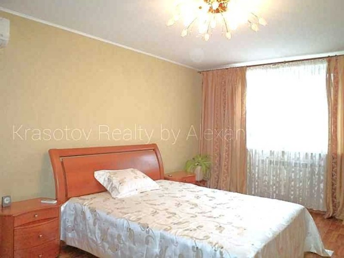 Гагарина: сдам двухэтажную современную квартиру в тихом уголке города! - фото 1