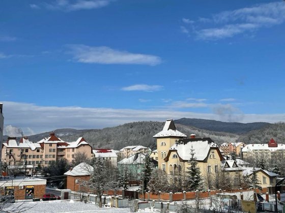 Відпочинок в Карпатах , Поляна, Свалява, оренда житла Русская Поляна