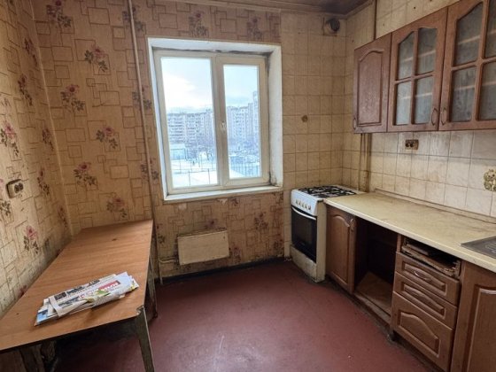 Без комісії ! Оренда 3-к м. Харківська Кошиця Киев