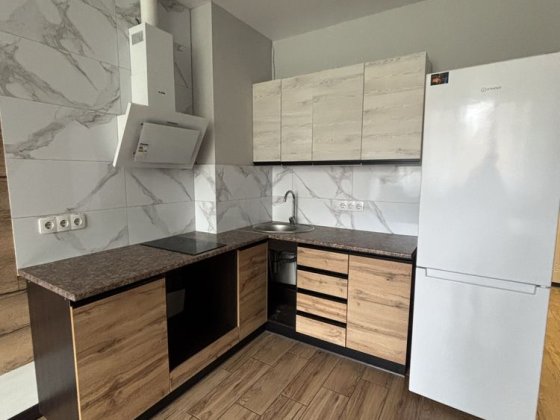 Терміново! Оренда квартири 5хв м.Вирлиця! Киев