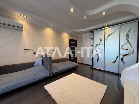 Оренда трикімнатна квартира Дарниця Київ