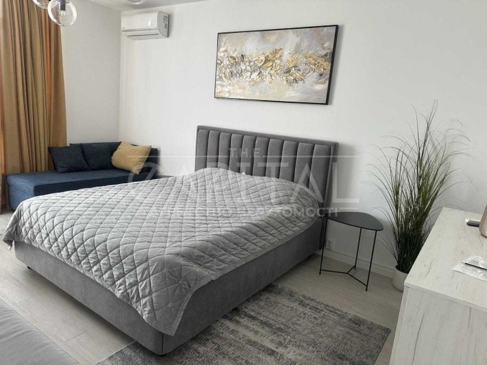 Оренда 2к квартири  Центр, вул. Джона Маккейна - фото 1