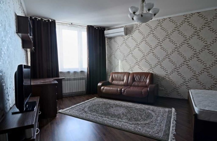 Сдам 1-к квартиру в непосредственной близости к м."Осокорки" - фото 1