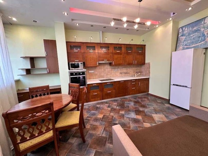 Оренда квартири вул. Урлівська 16/37, метро "Осокорки" та "Позняки" - фото 1