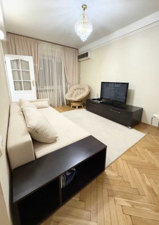 Оренда світлої 2 кімнатної квартири Пилипа Орлика Печерськ Центр Київ - фото 1