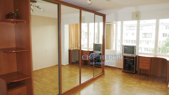 2-кім бульвар І. Шамо ( Давидова ), 19 Русанівка метро Лівобережна - фото 1