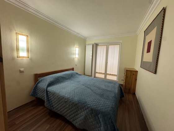 Оренда квартири проспект Науки 18 2 спальні цегляний будинок Київ