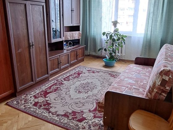 Здається 2-кімнатна квартира по вул. Солов'яненка,8 Киев