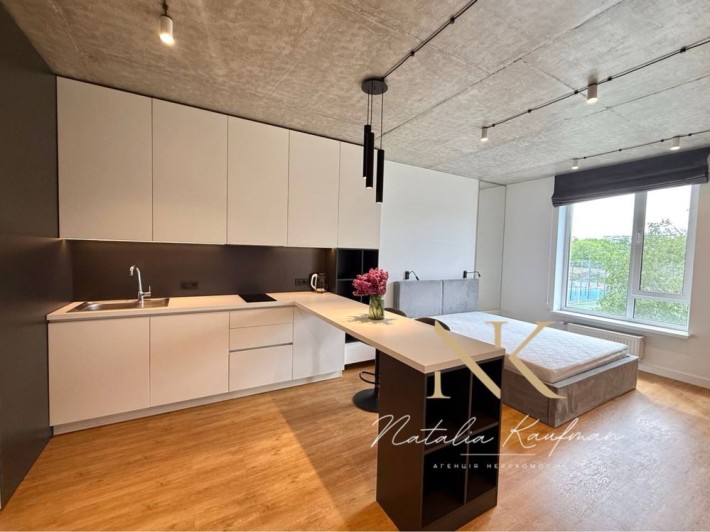 Оренда стильної студії 34 м2. Комфорт Таун - фото 1