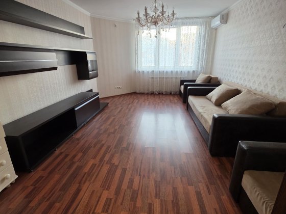 Олени Пчілки, 5, оренда квартири Киев