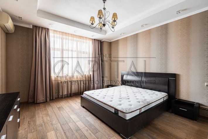 Оренда дворівневої 3-кімнатної квартири у центрі столиці - фото 1