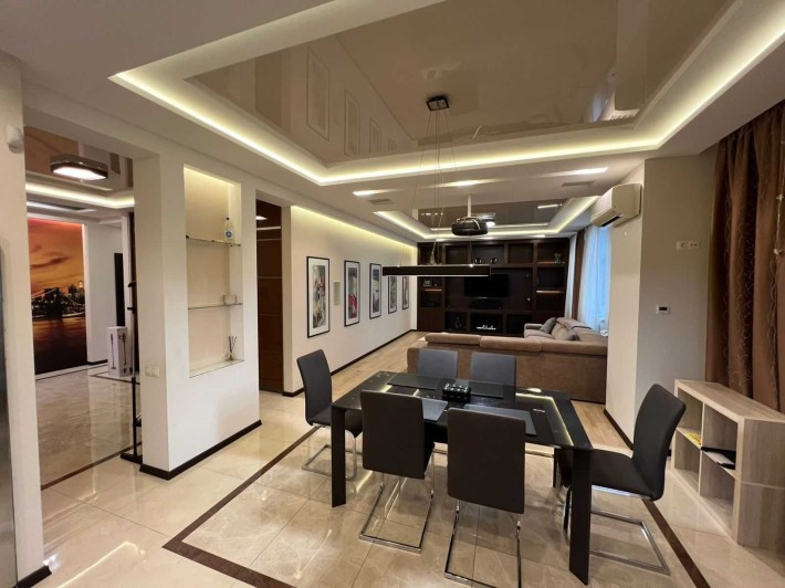 Без %, оренда 3-к,кв. , бул.Лесі Українки7а .Свіло ! Опалення ! - фото 1