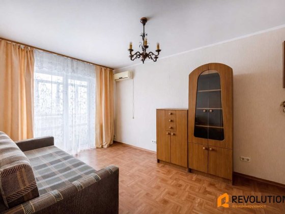 БЕЗ % Оренда однокімнатної квартири, вул. А. Малишка, 17 Киев