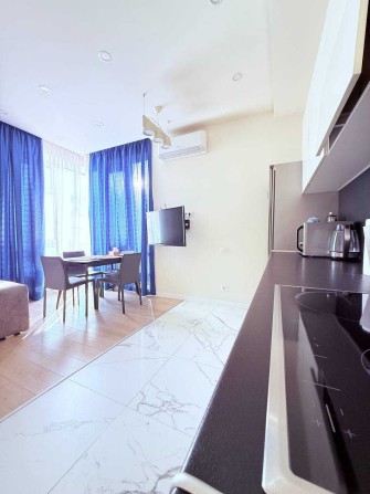 Дизайнерська! Royal Tower Генератор., вул. Саксаганского 37к - фото 1