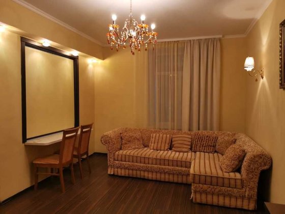 м. Деміївська; 1 кімн квартира- студія в клубному будинку Київ