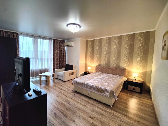 м.Лыбедская,Палац Украина,ЖК"Лыбидь"- сдам уютную 1к квартиру 54м2 - фото 1