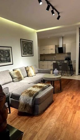 Без% Оренда 2к, 68м2, Жилянська 30а, Печерський - фото 1