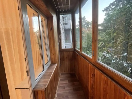 Сдам большую однокомнатную квартиру. Киев