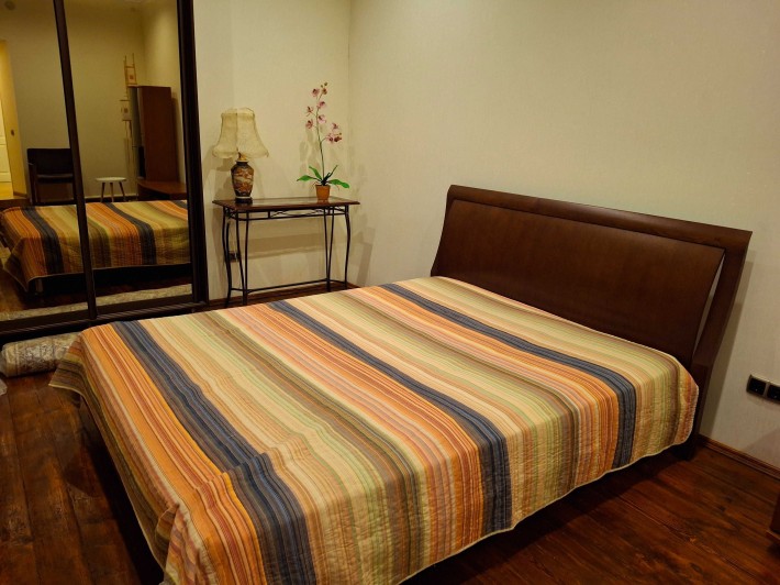 Аренда 1-й квартиры с газ.отоплением в част.доме Куреневка. - фото 1