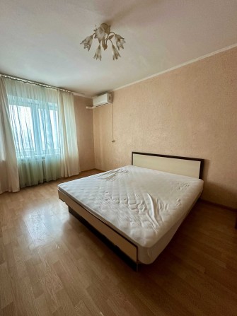 Драгоманова 1Г, 2к квартири, Невисокий поверх, озеро Сонячне, Позняки - фото 1