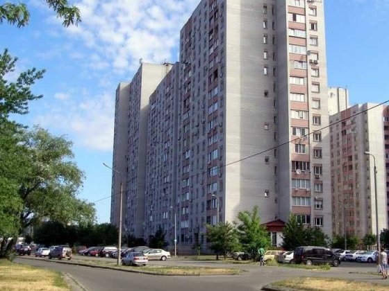 Оренда 2к. квартири Ревуцького вул.5 метро Позняки, Харківська Киев