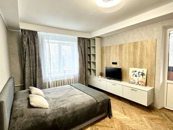 Оренда 1к квартри Біля Парку Київ