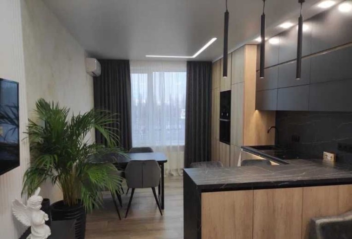 Оренда 2к квартири ЖК Метрополіс ЖК Республіка - фото 1