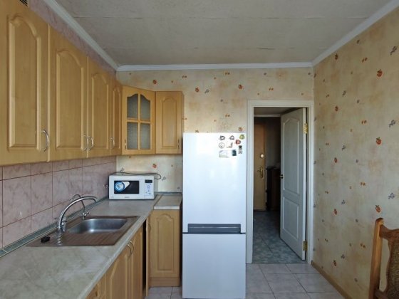 3 кімн Глушкова 32 метро Теремки Голосієво, опалення, газ, без комісії Киев