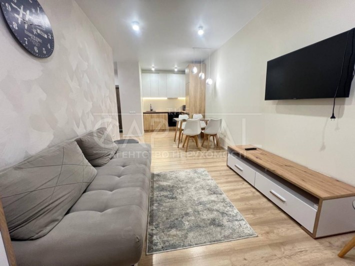 Кухня-студія та окрема спальня! ЖК Республіка! Закрита територія! - фото 1