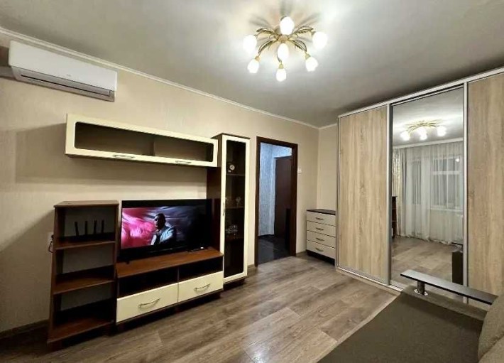 Здається в довгострокову оренду затишна 1-кімнатна квартира - фото 1