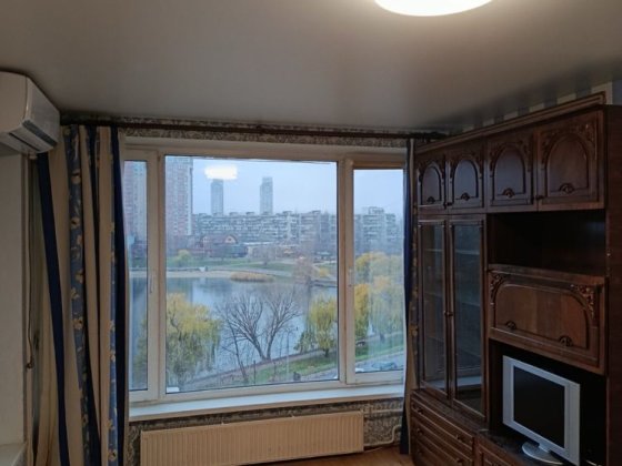 Оренда з краєвидом однокімнатна Березняки. Киев