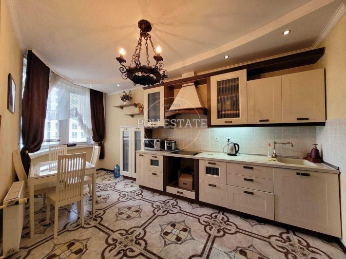 Оренда 3-кімн. квартири 4 ПОВЕРХ цегляний будинок Лівобережна Паркінг - фото 1