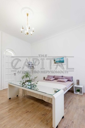 Костянтинівська 1 центр Подолу ДВОРІВНЕВА з високими стелями Хрещатик - фото 1