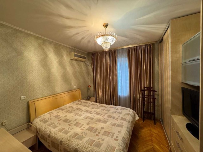 Оренда 3-к квартири. Вул Анни Ахматової 6, Дарницький район. Без % - фото 1