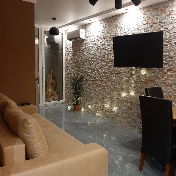 1кімн.квартира. ЖК Славутич, З Акумулятором на квартиру, Вільна - фото 1