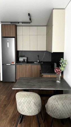 Перша здача, 1-кімн 45м2, дизайнер. рем, ЖК Варшавський, вул. Змієнко - фото 1