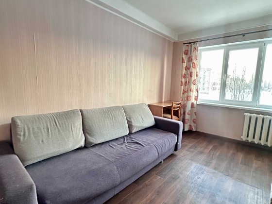 Сірожупанників 28(Серова), 2к, є ГАЗ, мДарниця Почайна-15хв Киев