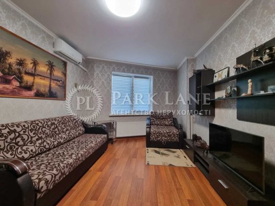 Є Генератор Аренда 1к квартири Шумського Юрія, 5, ЖКБарвінок Київ