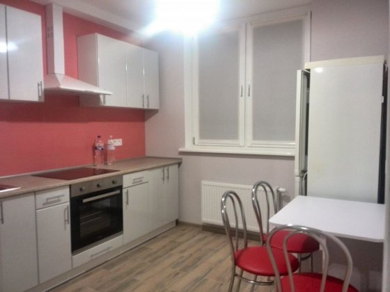 Сдам 2.х ком квартира Крушельницкой 15а Киев