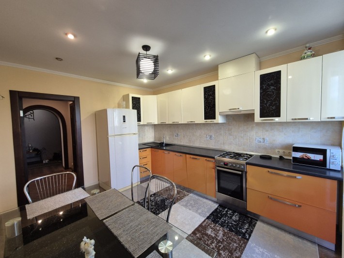 Здам в Оренду євродвушку 55м2 , Газ, Генератор на будинок,Чабани/Київ - фото 1