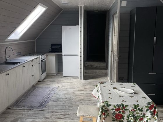 Здам квартиру на другому поверсі будинку  Гореничі Гореничі