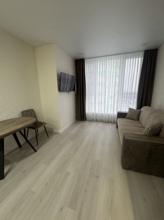 Классная однушка в ЖК Акварель 8 Таирова - фото 1