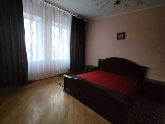 Сдам 2к Голосіївський р-н вул Жилянська буд 30-А Киев