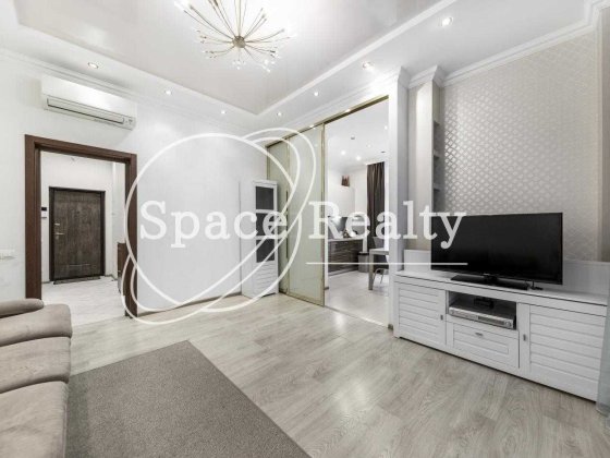 Оренда світлої 2-кімнатної квартири 60м2 у ЖК Новопечерські Липки. Київ