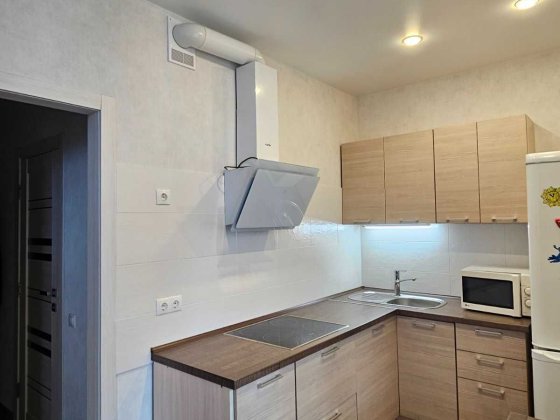 Аренда_1_к_Виговського_10 Киев